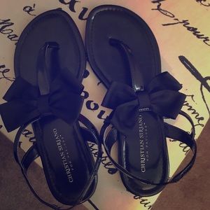 Cute bow sandals